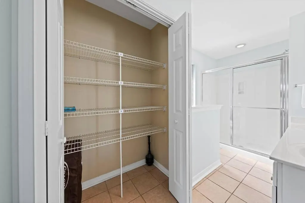 Shangri-La Destin Holiday home
